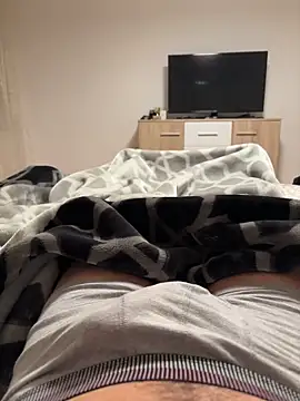 derbyo online show from March 18, 2025, 9:53 pm