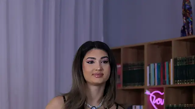 SarahPeach8 online show from November 21, 2025, 10:14 am