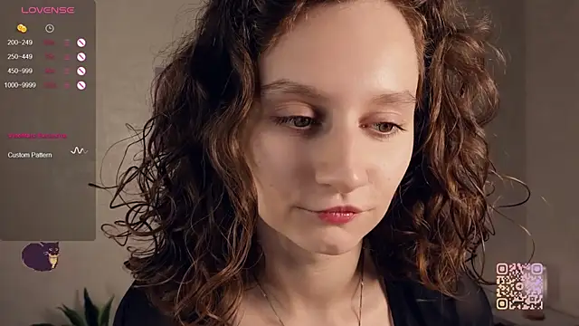 Leya Curly online show from September 20, 2025, 3:39 pm