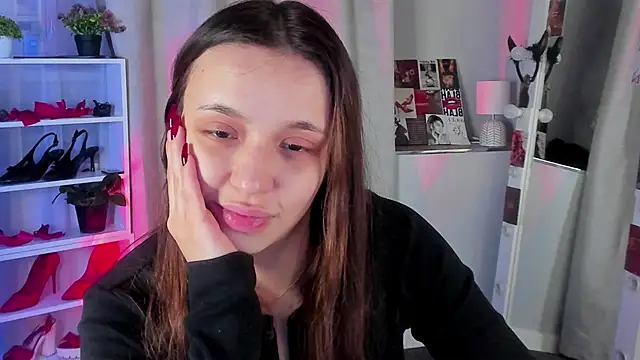 Sahara Shields online show from October 18, 2025, 10:17 am