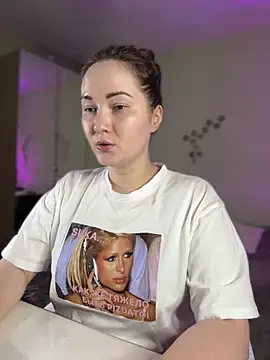 Kiss My Body online show from February 20, 2025, 6:46 pm