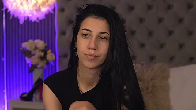 Snapshot of KeylaBlair chatting on April 9, 2026, 8:37 pm KeylaBlair online show from April 9, 2026, 8:37 pm