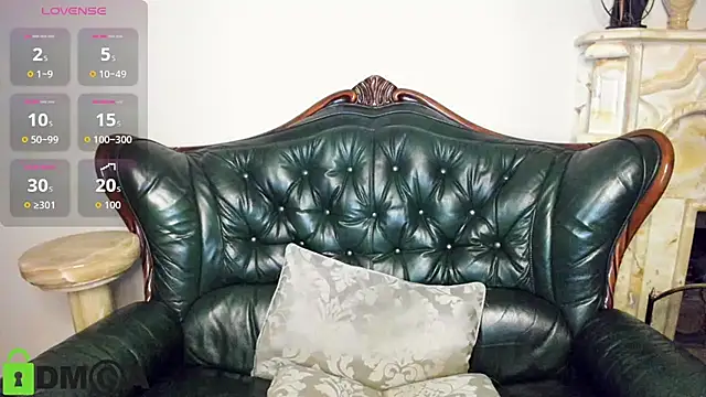 HillEva online show from October 13, 2025, 8:32 pm