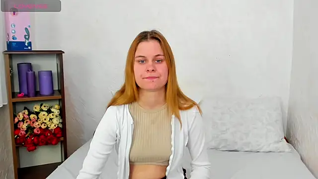 Snapshot of HillEva chatting on February 8, 2025, 9:46 am HillEva online show from February 8, 2025, 9:46 am