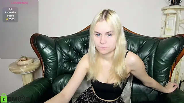 HillEva online show from November 9, 2025, 8:24 pm