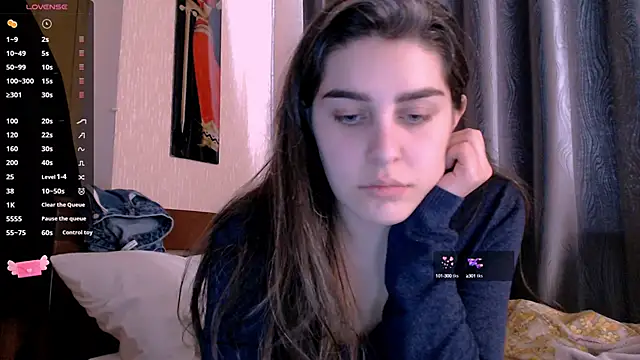 Snapshot of _Roselina_ chatting on February 13, 2025, 11:50 am Roselina online show from February 13, 2025, 11:50 am