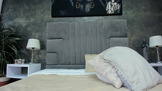 bruce hans online show from December 4, 2025, 12:59 pm