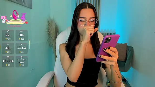 Snapshot of MattThompsonn chatting on February 6, 2026, 9:33 pm MattThompsonn online show from February 6, 2026, 9:33 pm