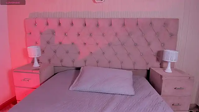 Snapshot of MattThompsonn chatting on February 12, 2026, 11:48 pm MattThompsonn online show from February 12, 2026, 11:48 pm