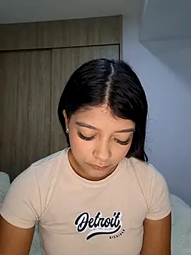 Snapshot of IslaBlaze chatting on March 12, 2026, 5:06 pm IslaBlaze online show from March 12, 2026, 5:06 pm