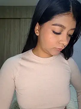 Snapshot of IslaBlaze chatting on March 13, 2026, 11:59 am IslaBlaze online show from March 13, 2026, 11:59 am