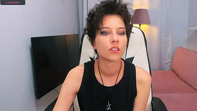 Snapshot of via_mayer_ chatting on September 11, 2025, 9:04 pm via mayer online show from September 11, 2025, 9:04 pm
