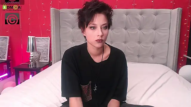 Snapshot of via_mayer_ chatting on September 13, 2025, 10:21 pm via mayer online show from September 13, 2025, 10:21 pm