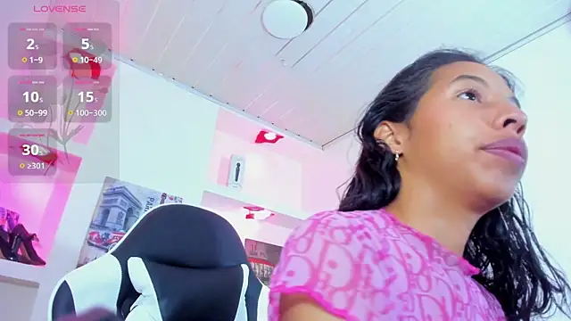 Miss sparkle00 online show from October 18, 2025, 4:47 am