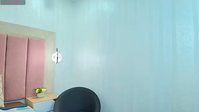 Snapshot of BriggiteDeLuca chatting on January 17, 2025, 2:07 pm BriggiteDeLuca online show from January 17, 2025, 2:07 pm