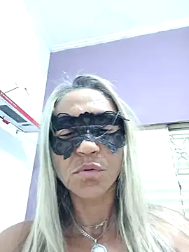 Snapshot of lilithandsugar chatting on February 17, 2025, 9:13 am lilithandsugar online show from February 17, 2025, 9:13 am