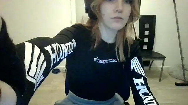  Marine Show  online show from November 28, 2025, 6:52 pm