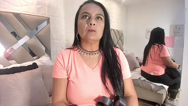 raquell moore online show from February 12, 2026, 12:38 pm