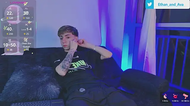 Snapshot of ethan_and_ava chatting on October 16, 2025, 2:31 am ethan and ava online show from October 16, 2025, 2:31 am