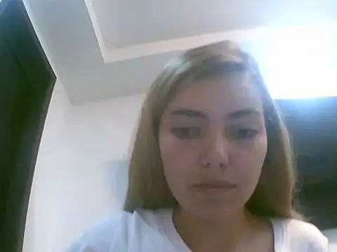 VittoriaTaylor online show from February 26, 2026, 4:51 pm