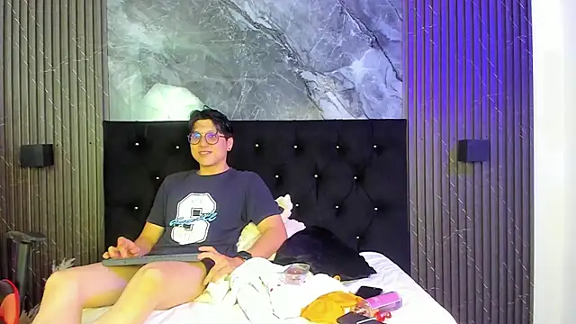 Snapshot of vanilla_hot chatting on March 3, 2025, 1:12 pm vanilla hot online show from March 3, 2025, 1:12 pm