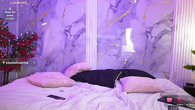 Snapshot of vanilla_hot chatting on September 24, 2025, 7:42 pm vanilla hot online show from September 24, 2025, 7:42 pm