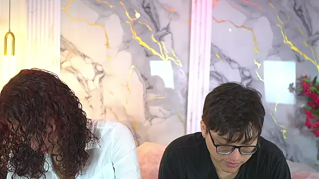 Snapshot of vanilla_hot chatting on October 18, 2025, 1:35 pm vanilla hot online show from October 18, 2025, 1:35 pm