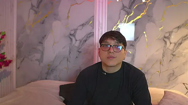 Snapshot of vanilla_hot chatting on October 29, 2025, 1:43 pm vanilla hot online show from October 29, 2025, 1:43 pm