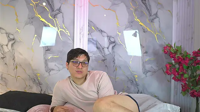 Snapshot of vanilla_hot chatting on October 23, 2025, 1:43 pm vanilla hot online show from October 23, 2025, 1:43 pm