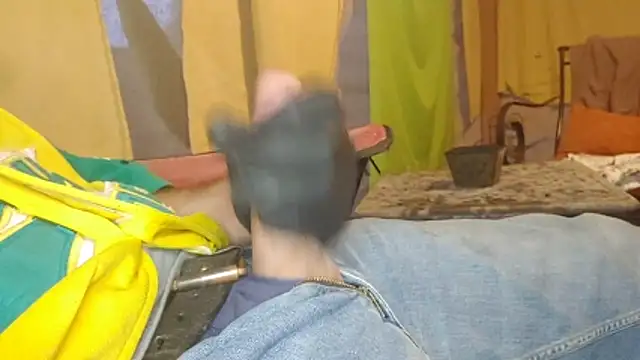 bwcbeat83 online show from March 4, 2026, 1:35 am