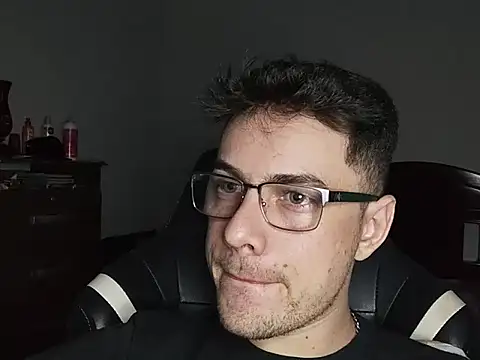 Dyllan   online show from October 27, 2025, 1:39 am