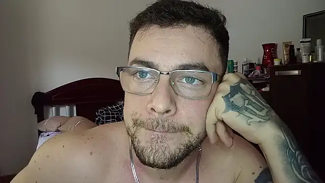 Dyllan   online show from May 26, 2026, 2:15 pm