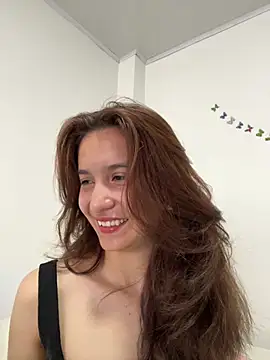 Snapshot of Bella_still chatting on July 18, 2026, 1:41 pm Bella still online show from July 18, 2026, 1:41 pm