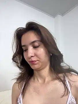 Snapshot of Bella_still chatting on June 26, 2026, 2:01 pm Bella still online show from June 26, 2026, 2:01 pm