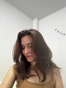 Snapshot of Bella_still chatting on July 17, 2026, 1:41 pm Bella still online show from July 17, 2026, 1:41 pm