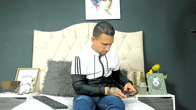 Jm Hot  online show from January 30, 2025, 4:16 am