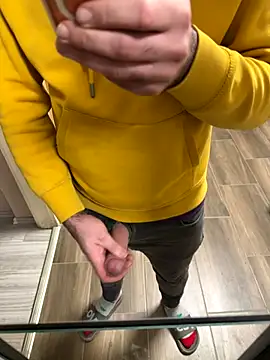 Klaus298 online show from December 19, 2025, 4:09 pm