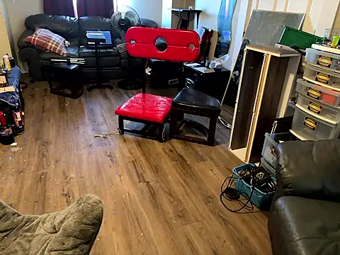 Snapshot of RootedStatus chatting on November 2, 2025, 4:01 pm RootedStatus online show from November 2, 2025, 4:01 pm