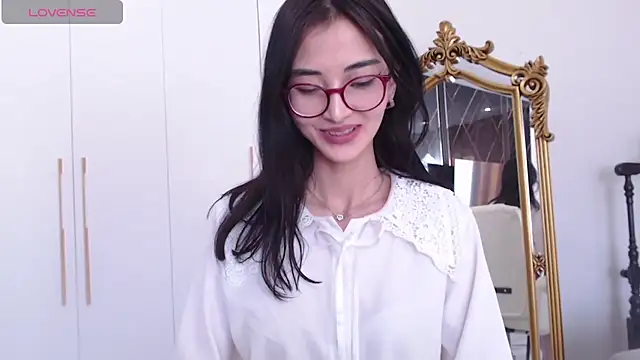 Snapshot of newfrommacau chatting on February 20, 2026, 4:42 am newfrommacau online show from February 20, 2026, 4:42 am