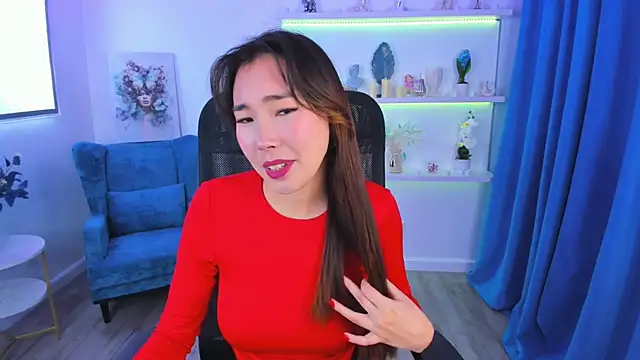 AnnaReyla online show from October 12, 2025, 11:44 am