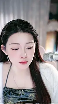 Snapshot of Dou-Dou-er chatting on March 25, 2026, 1:06 am Dou-Dou-er online show from March 25, 2026, 1:06 am