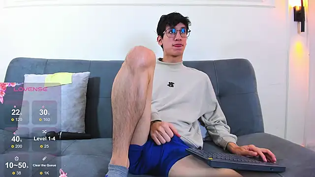 Cum hunters online show from May 13, 2026, 3:24 am