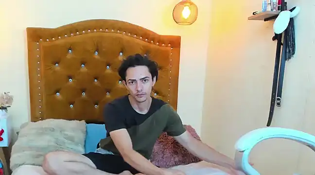 Snapshot of Uzcategui_addams chatting on January 17, 2025, 12:31 pm Uzcategui addams online show from January 17, 2025, 12:31 pm