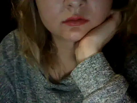 Snapshot of Allie_Janet chatting on January 21, 2025, 4:32 am Allie Janet online show from January 21, 2025, 4:32 am