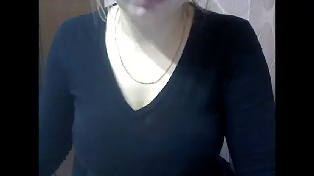 Snapshot of Allie_Janet chatting on December 1, 2025, 8:15 am Allie Janet online show from December 1, 2025, 8:15 am