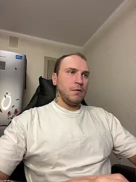 Snapshot of _XxX-XxX_ chatting on February 11, 2025, 9:03 pm XxX-XxX online show from February 11, 2025, 9:03 pm