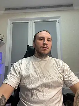Snapshot of _XxX-XxX_ chatting on February 27, 2025, 9:25 pm XxX-XxX online show from February 27, 2025, 9:25 pm