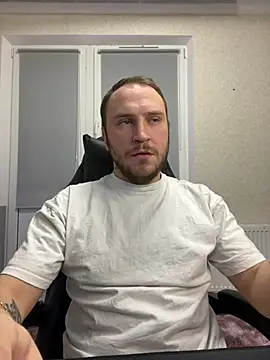 Snapshot of _XxX-XxX_ chatting on March 1, 2025, 9:26 pm XxX-XxX online show from March 1, 2025, 9:26 pm