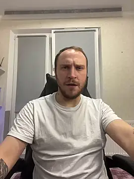 Snapshot of _XxX-XxX_ chatting on March 1, 2025, 3:32 am XxX-XxX online show from March 1, 2025, 3:32 am