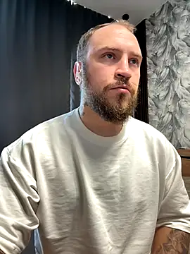 Snapshot of _XxX-XxX_ chatting on October 2, 2025, 7:45 am XxX-XxX online show from October 2, 2025, 7:45 am